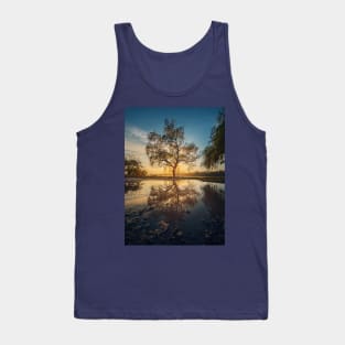 Old willow reflection Tank Top